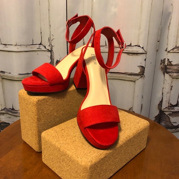 Ruby Red! Betsy & Adam Plunging Ruffled Red Gown - NWO… - Picture 14 of 16